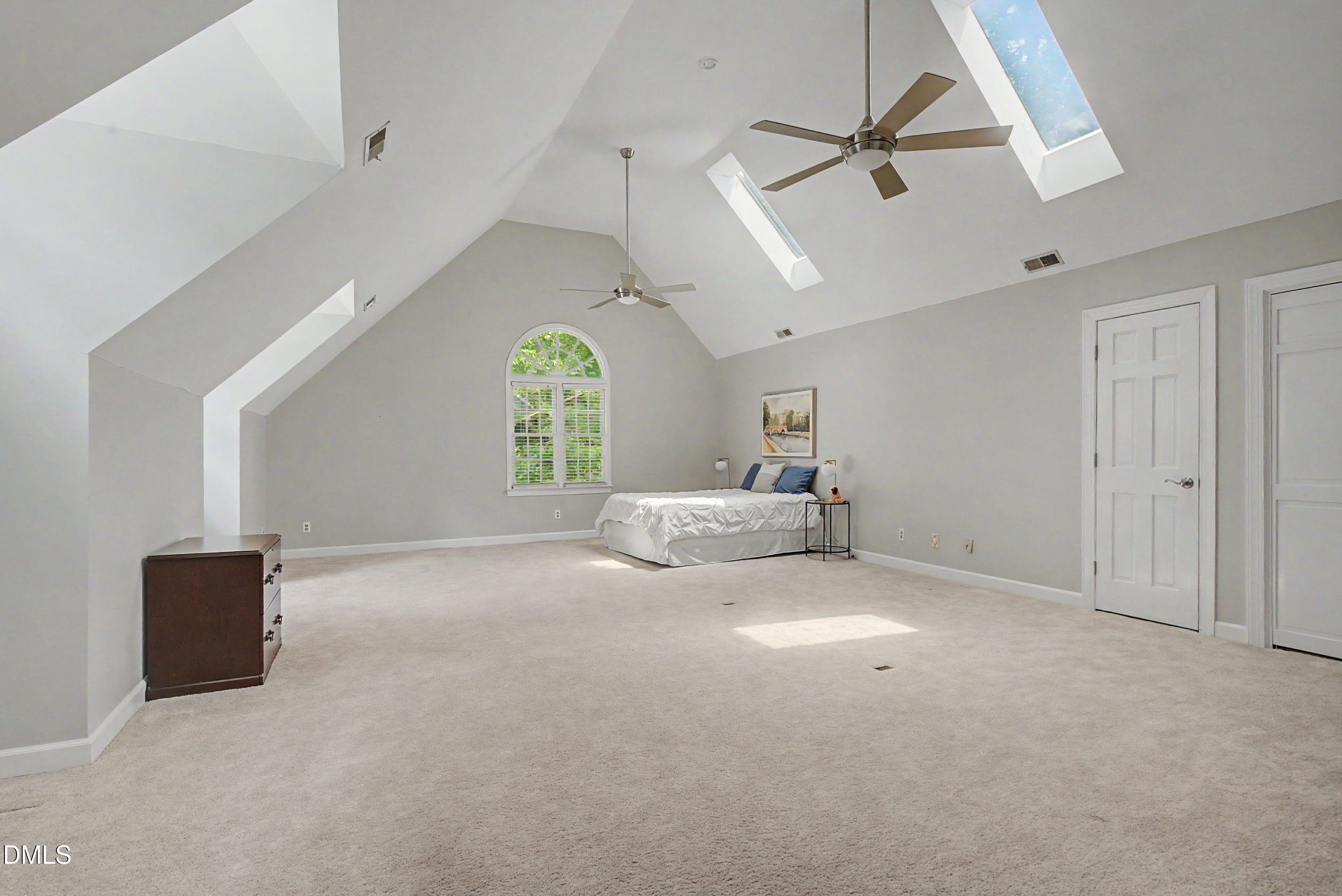 5517 North Hawthorne Way Raleigh, NC 27613 - Photo 77 of 84