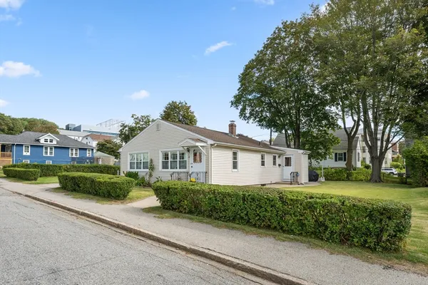 $425,000 | 28 Granby Road, Worcester, MA 01604