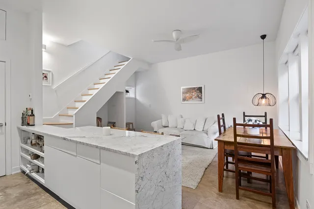 $475,000 | 1226 North Dearborn Street, Unit B, Chicago, IL 60610