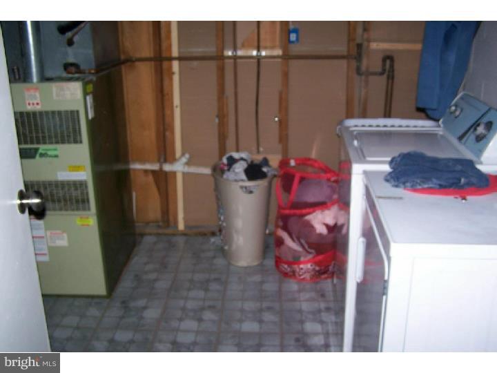 332 Peach Road Bellmawr, NJ 08031 - Photo 17 of 19 Laundry Room
