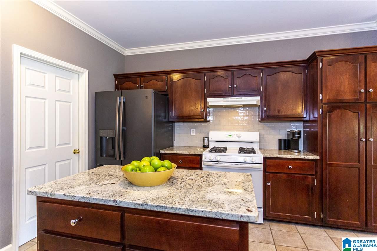 120 Oakbrooke Lane Alabaster, AL 35007 - Photo 28 of 49
