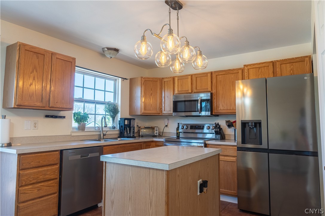 8891 Oneida Valley Road Canastota, NY 13032 - Photo 10 of 40