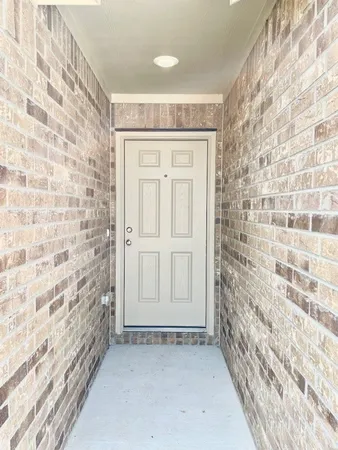 $2,200 | 18646 Gravago Lane, New Caney, TX 77357