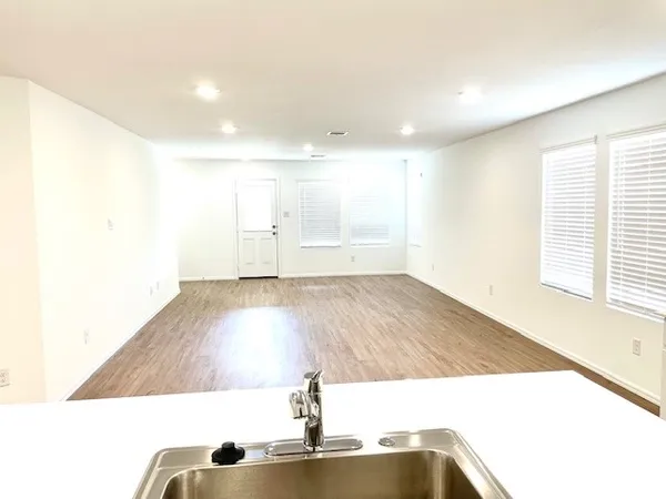 $2,200 | 18646 Gravago Lane, New Caney, TX 77357