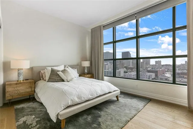 $875,000 | 1001 Julia Street, Unit 10F, New Orleans, LA 70113