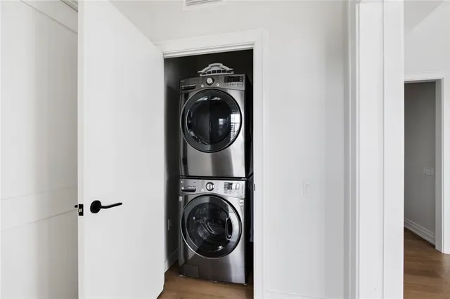 $875,000 | 1001 Julia Street, Unit 10F, New Orleans, LA 70113