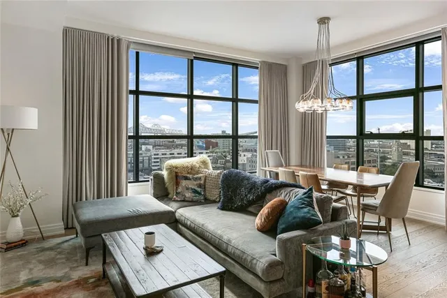 $875,000 | 1001 Julia Street, Unit 10F, New Orleans, LA 70113