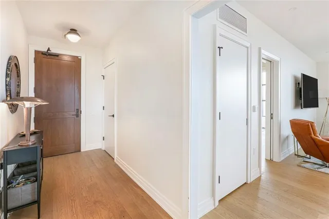 $875,000 | 1001 Julia Street, Unit 10F, New Orleans, LA 70113