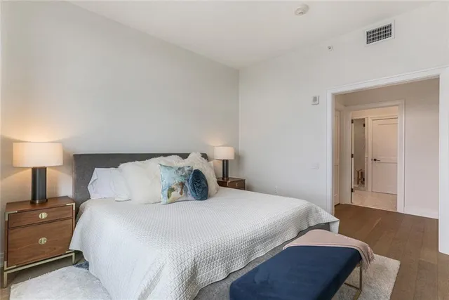 $875,000 | 1001 Julia Street, Unit 10F, New Orleans, LA 70113