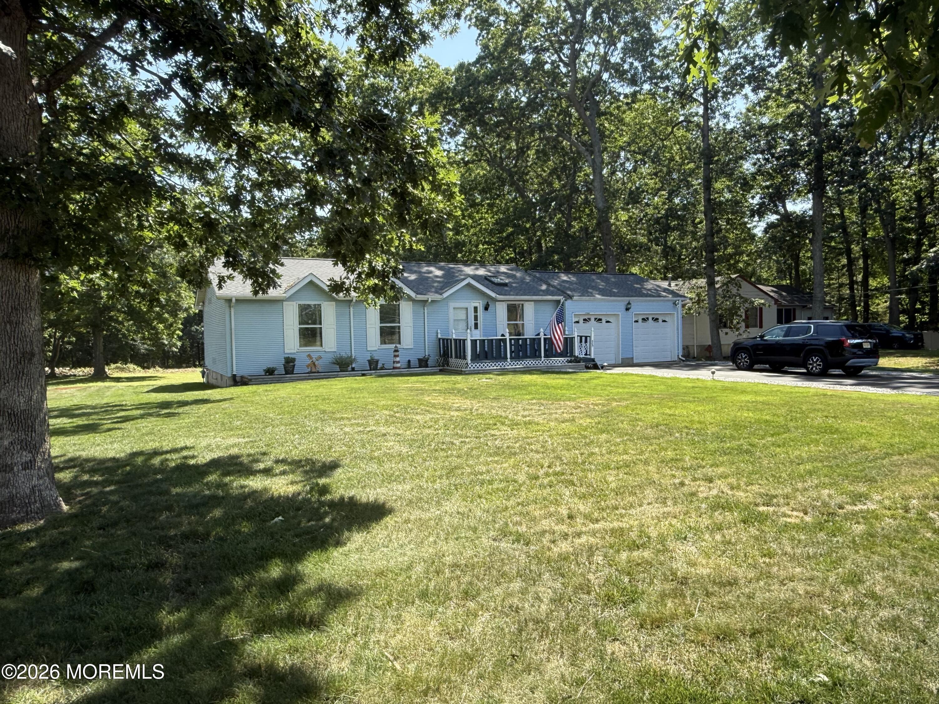 940 Anderson Road Jackson, NJ 08527 - Photo 4 of 24 IMG_1069