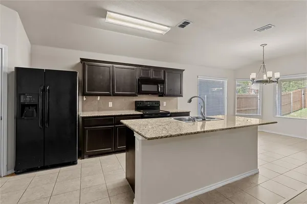 $2,250 | 8225 Spotted Doe Drive, Fort Worth, TX 76179