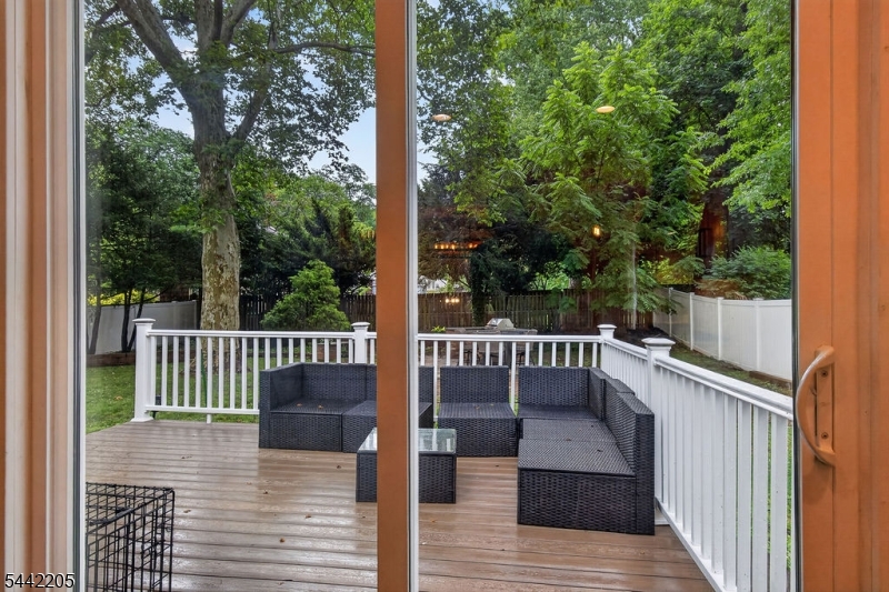 2160 Raritan Road Scotch Plains, NJ 07076 - Photo 17 of 33
