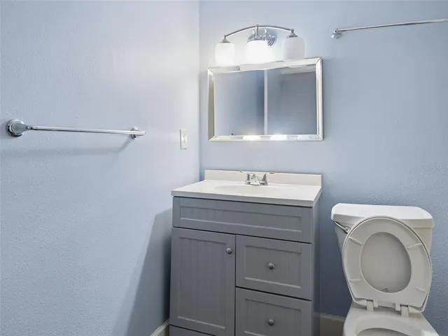 $100,000 | 6519 West Newberry Road, Unit 1006, Gainesville, FL 32605