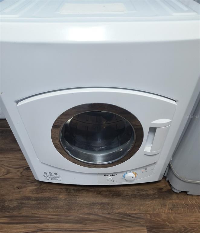 6519 West Newberry Road, Unit 1006 Gainesville, FL 32605 - Photo 10 of 31 a view of washer and dryer