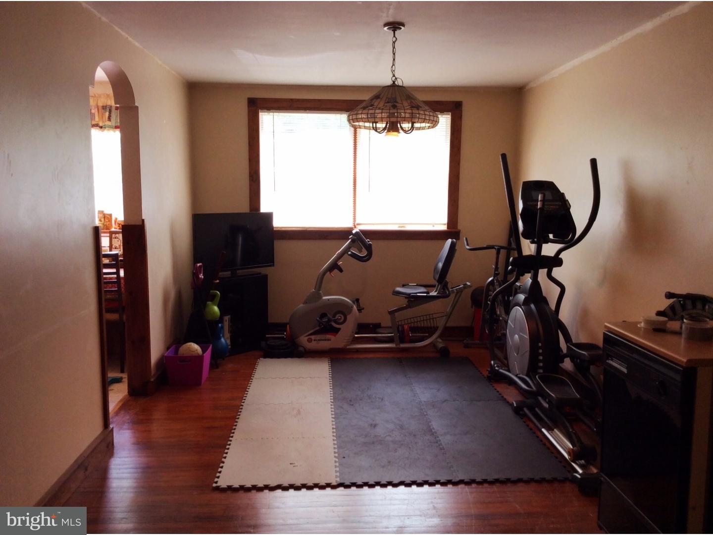12025 Academy Road Philadelphia, PA 19154 - Photo 3 of 25 Dining Room