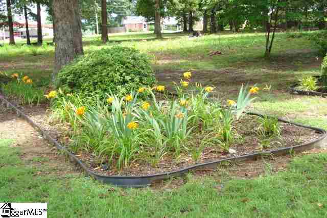 205 Hammett Bridge Road Greer, SC 29650 - Photo 15 of 16