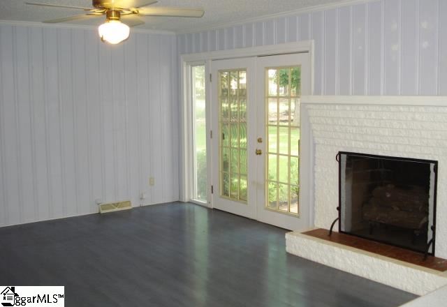 205 Hammett Bridge Road Greer, SC 29650 - Photo 5 of 16