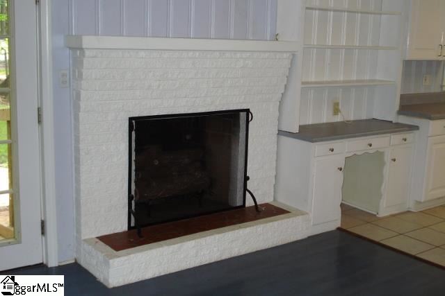 205 Hammett Bridge Road Greer, SC 29650 - Photo 8 of 16