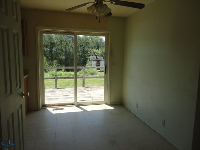 10813 Oatman Road Yale, MI 48097 - Photo 11 of 21 31106594-10.JPG