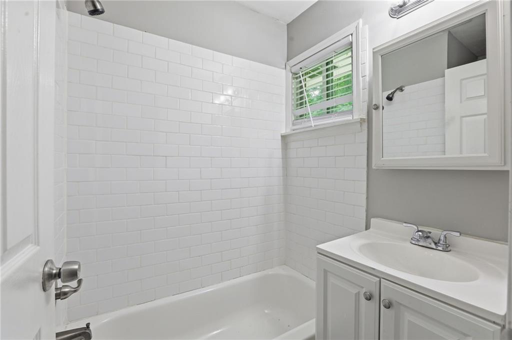3410 Adkins Road Northwest Atlanta, GA 30331 - Photo 15 of 22