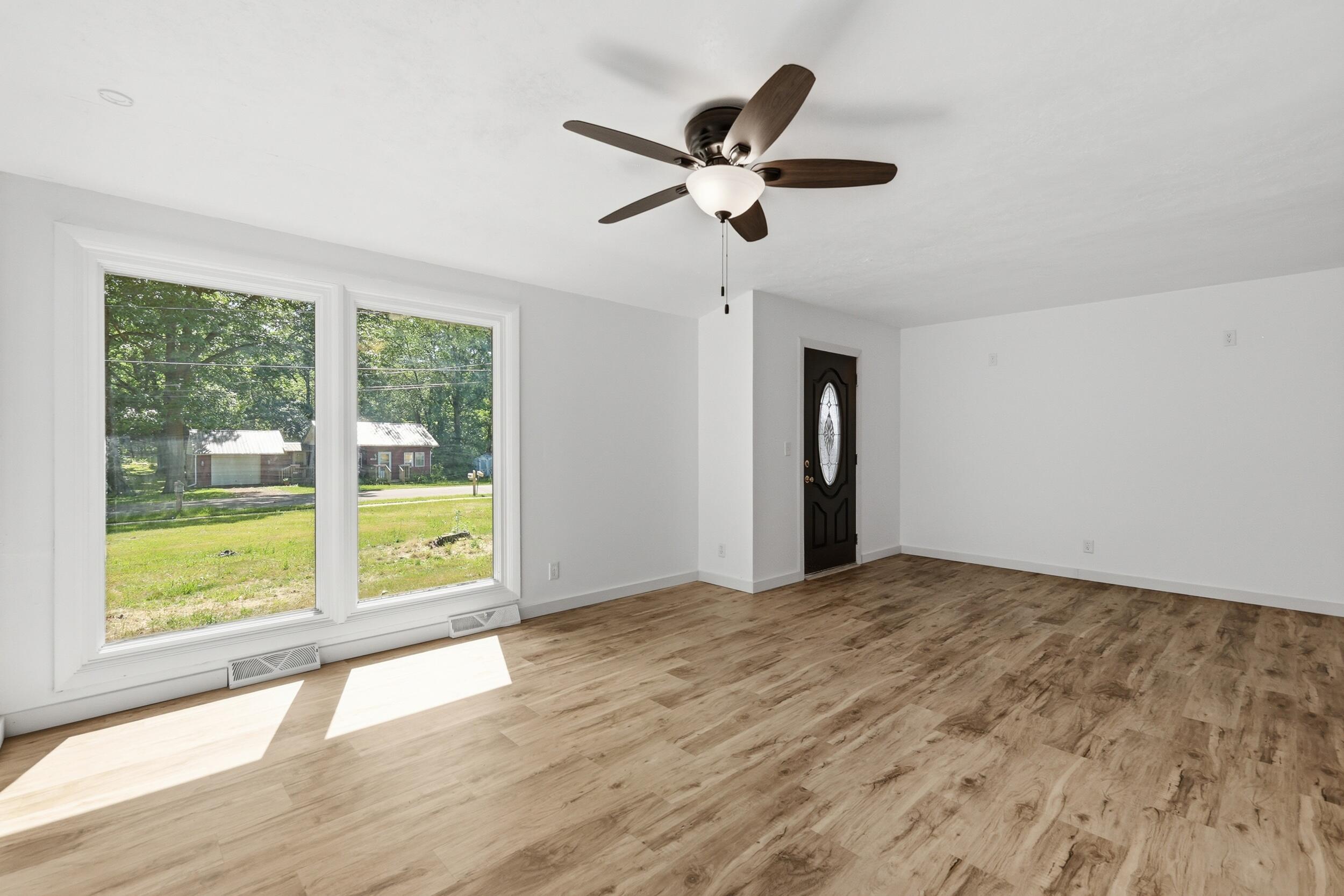 310 North John Street Decatur, MI 49045 - Photo 14 of 25 11_3j5a2964