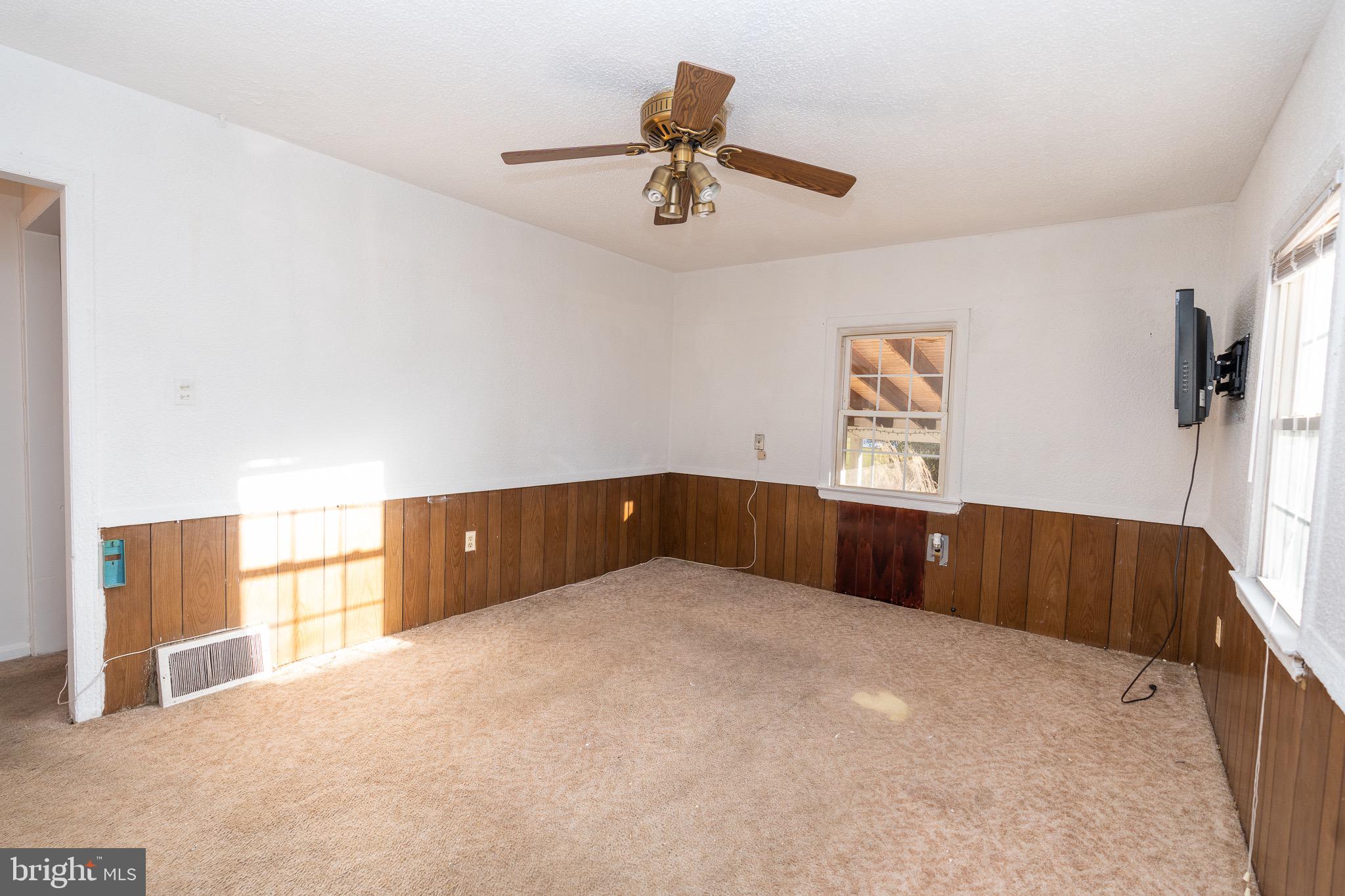 11605 Joseph Mill Road Silver Spring, MD 20906 - Photo 24 of 38