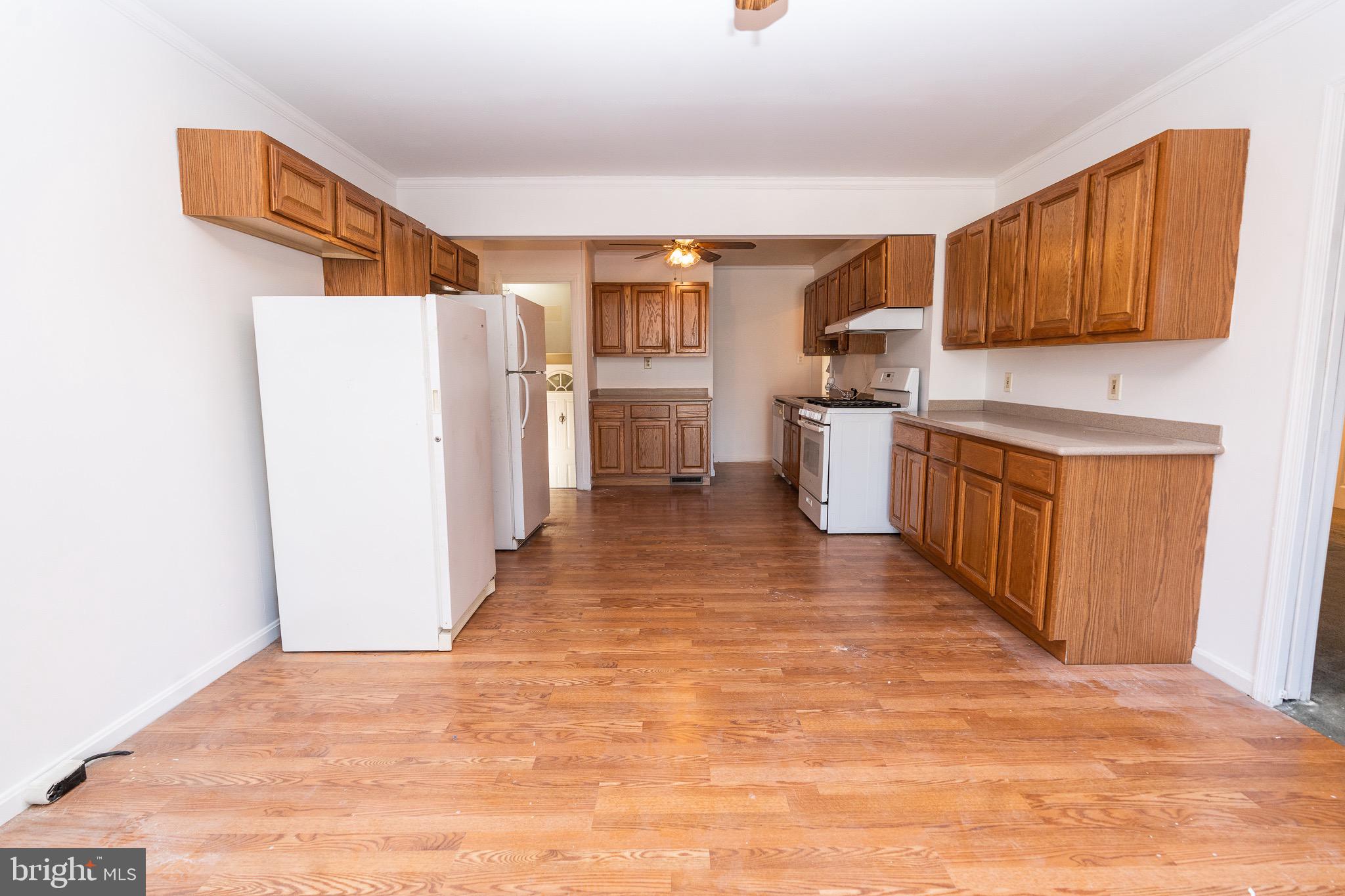 11605 Joseph Mill Road Silver Spring, MD 20906 - Photo 3 of 38