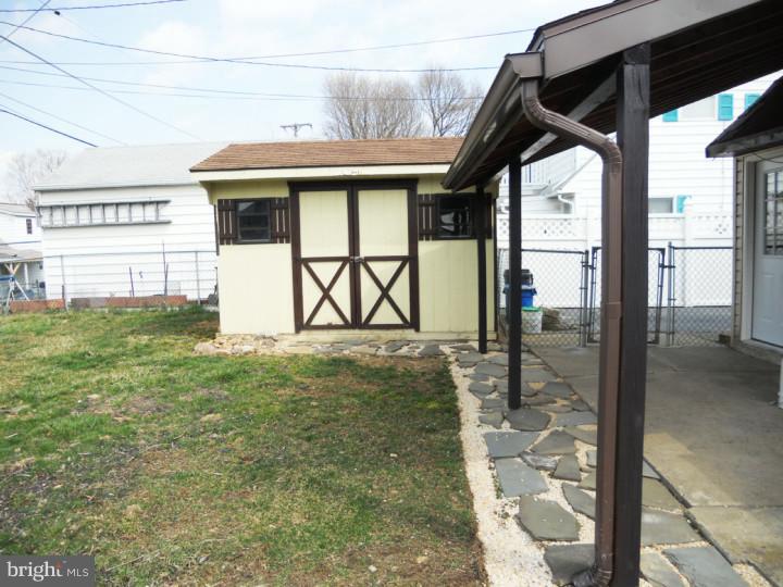 5204 Wilshire Road Temple, PA 19560 - Photo 16 of 17 Storage Shed