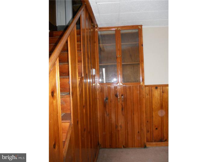 5204 Wilshire Road Temple, PA 19560 - Photo 9 of 17 Living Room