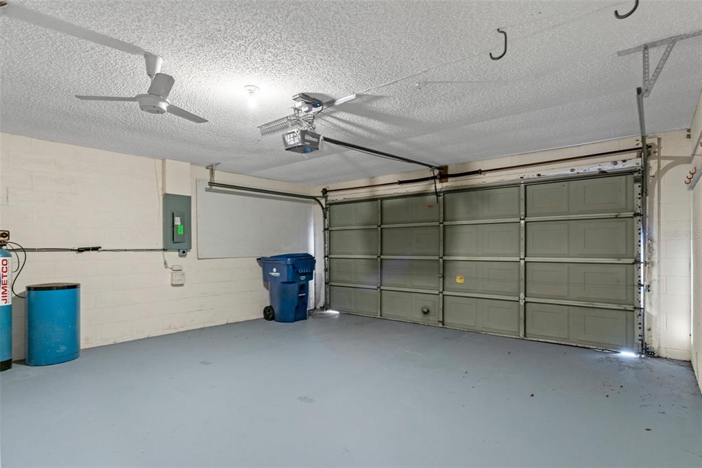 1628 Baker Road Lutz, FL 33559 - Photo 40 of 45 Gallery Image 40