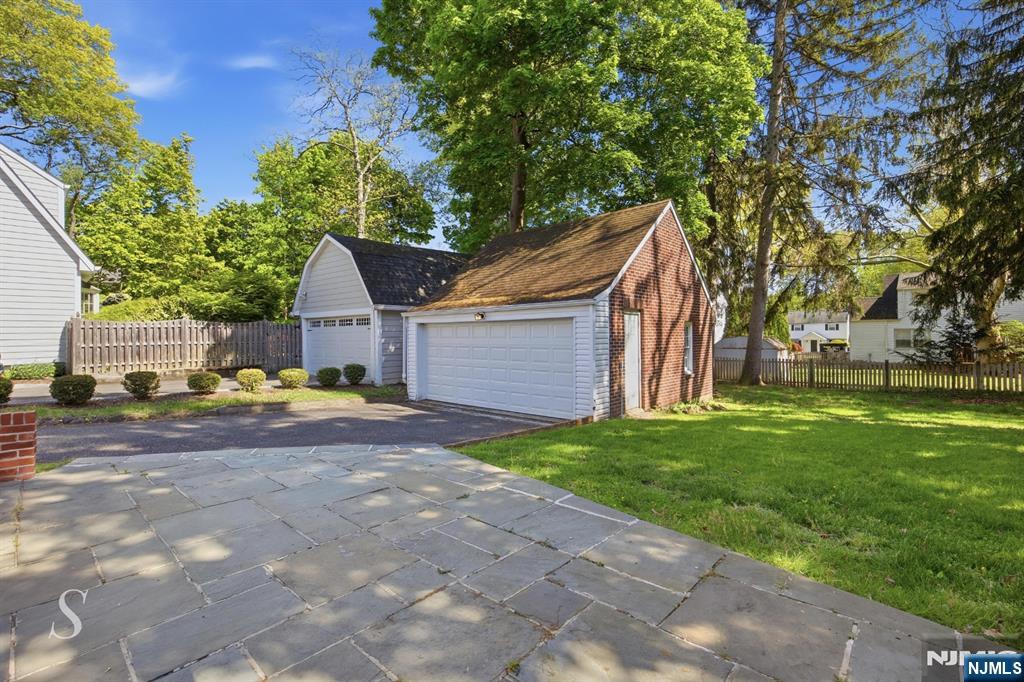 80 Joyce Road Tenafly, NJ 07670 - Photo 21 of 25