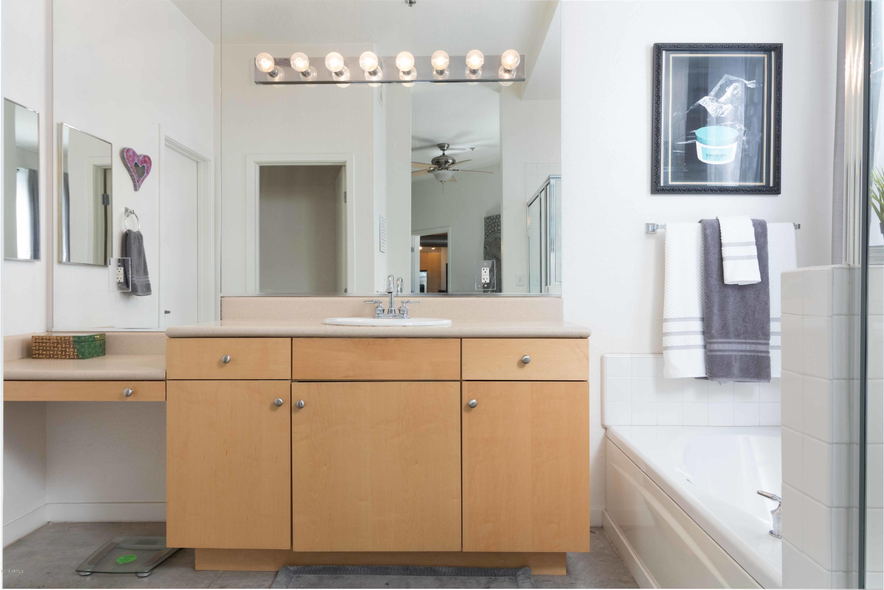 914 East Osborn Road, Unit 313 Phoenix, AZ 85014 - Photo 10 of 15 AZA_Artisan_Lofts_914_OsbornRd_Images-10