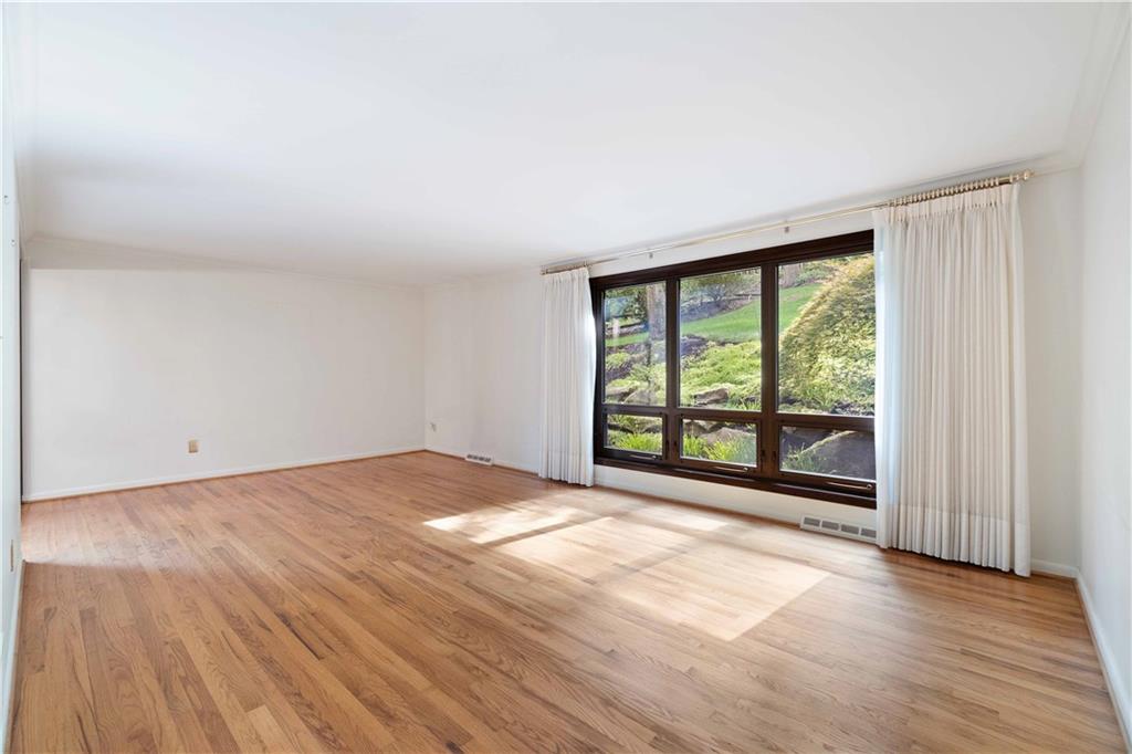 775 Old Mill Road Pittsburgh, PA 15238 - Photo 6 of 25 Gallery Image 6