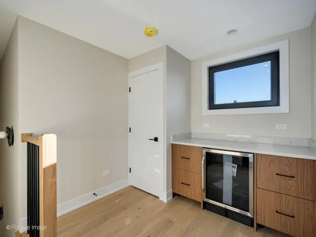 $1,299,000 | 1412 North Elk Grove Avenue, Unit E, Chicago, IL 60622