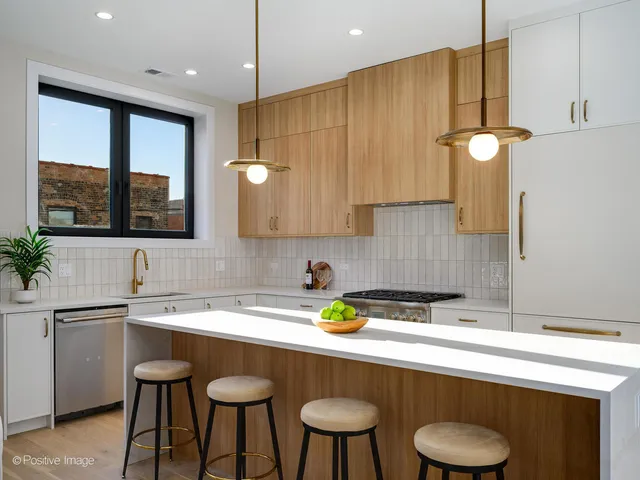 $1,299,000 | 1412 North Elk Grove Avenue, Unit E, Chicago, IL 60622