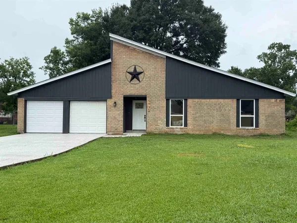$335,700 | 5935 Falcon Lane, Beaumont, TX 77708
