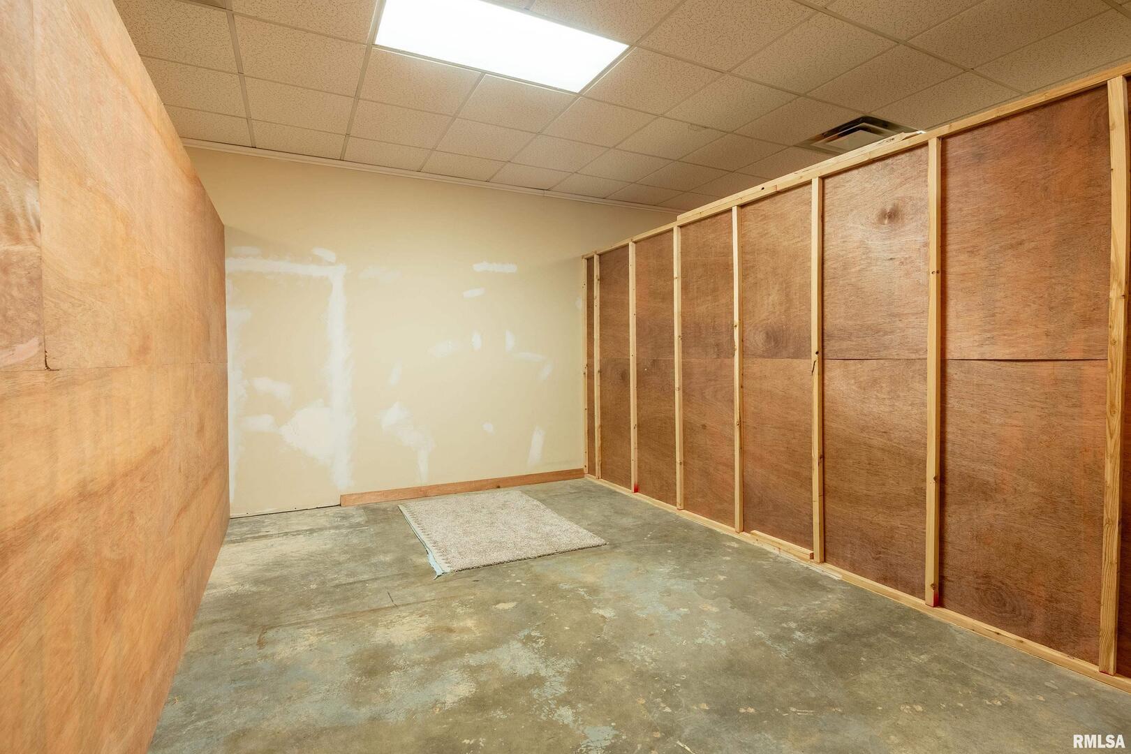 10543 Highway 149 Murphysboro, IL 62966 - Photo 12 of 54 a view of an empty room