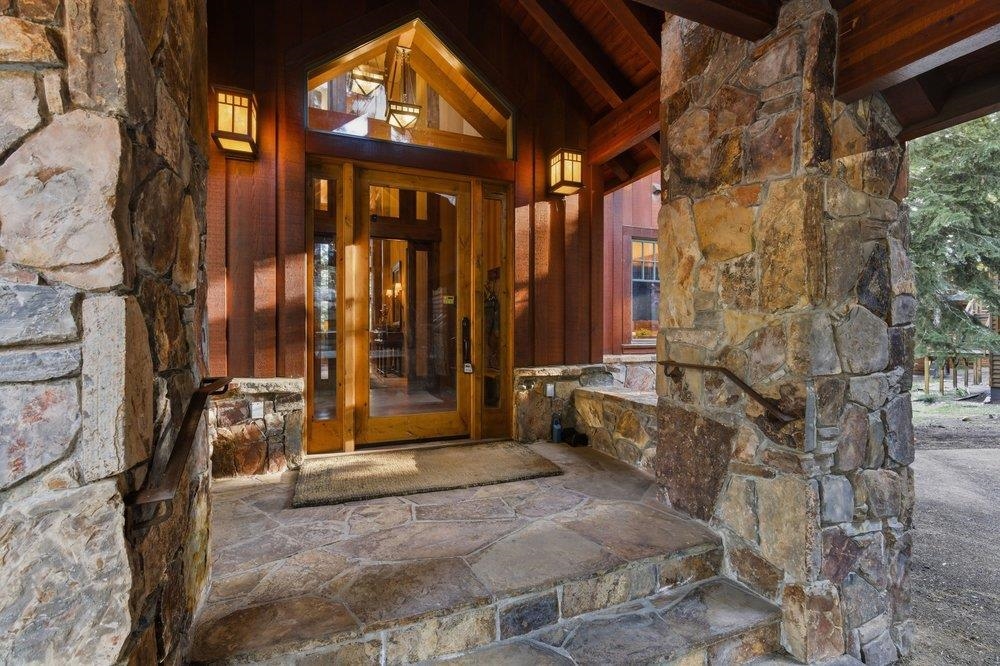 12824 Muhlebach Way Truckee, CA 96161 - Photo 4 of 28
