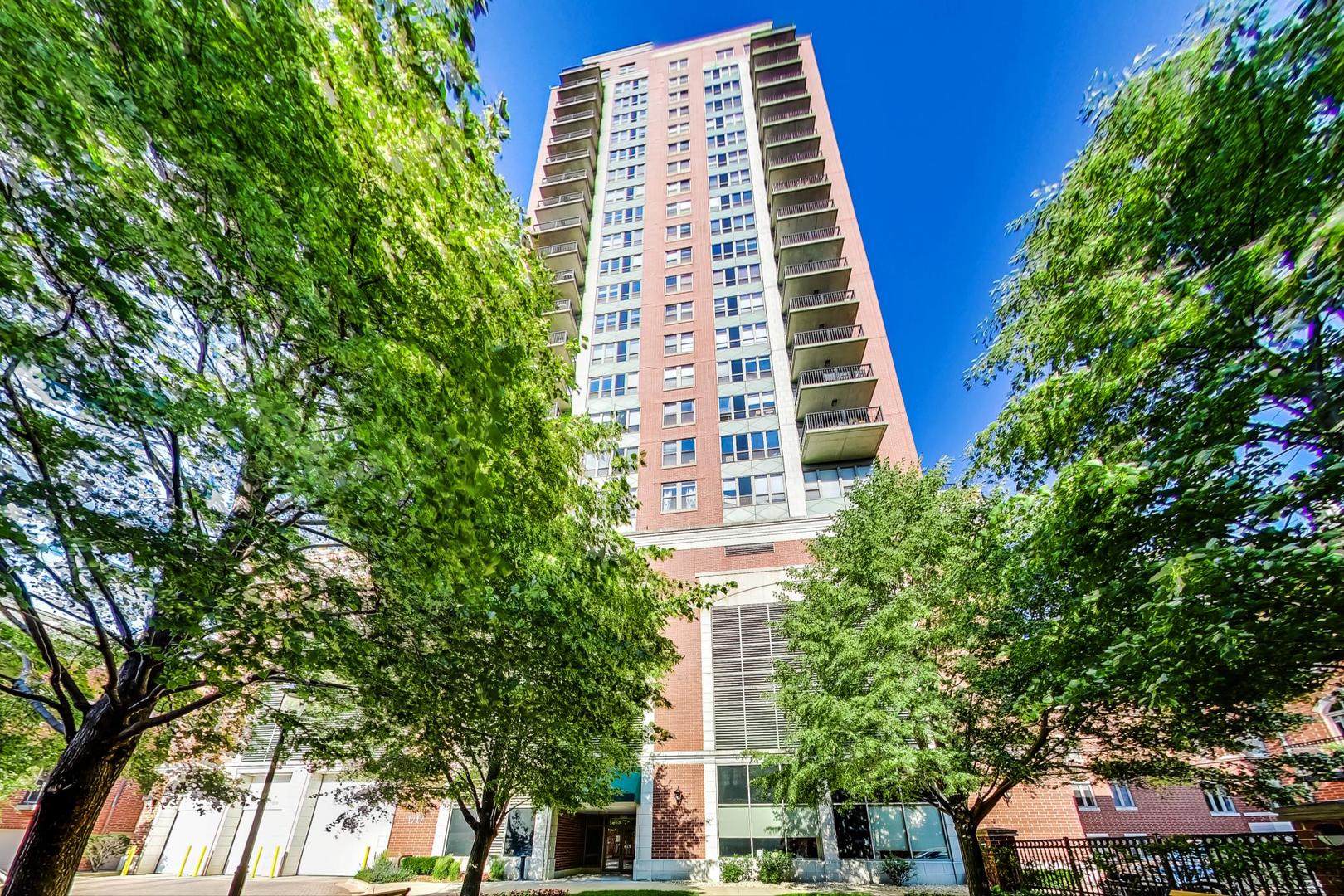1717 South Prairie Avenue, Unit 1302 Chicago, IL 60616 - Photo 1 of 47