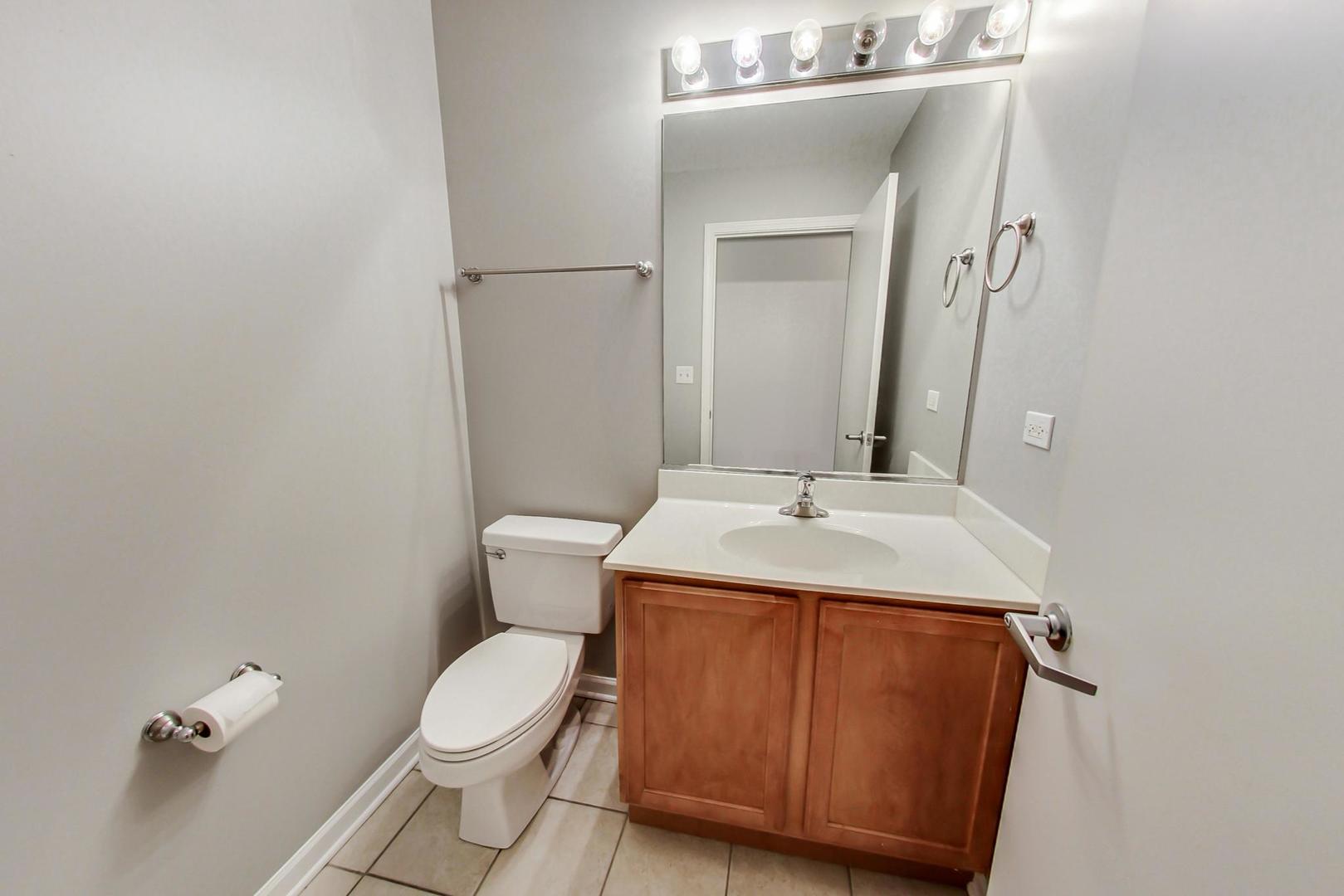 1717 South Prairie Avenue, Unit 1302 Chicago, IL 60616 - Photo 19 of 47
