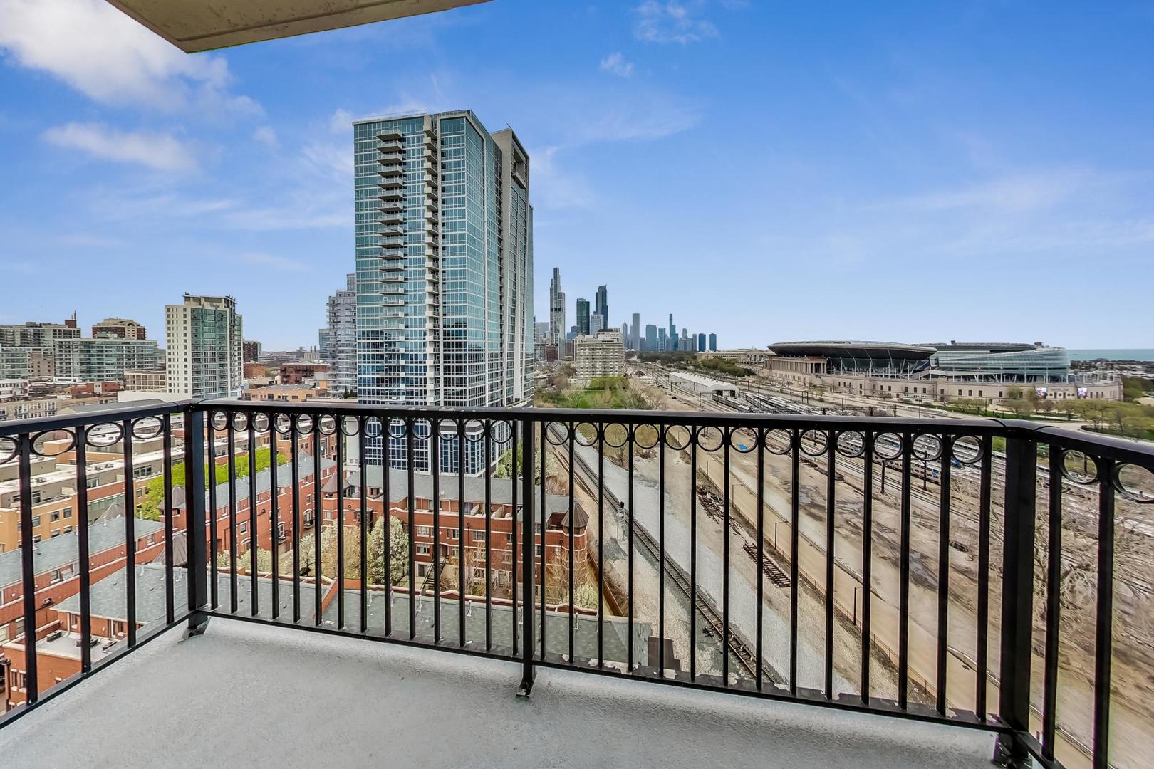 1717 South Prairie Avenue, Unit 1302 Chicago, IL 60616 - Photo 23 of 47