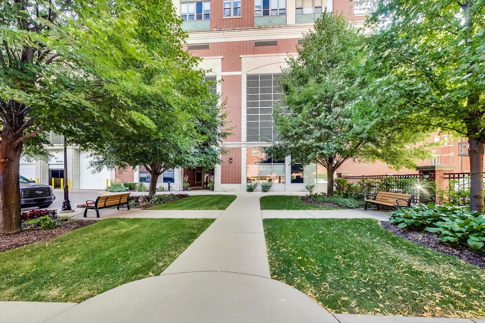 1717 South Prairie Avenue, Unit 1302 Chicago, IL 60616 - Photo 44 of 47