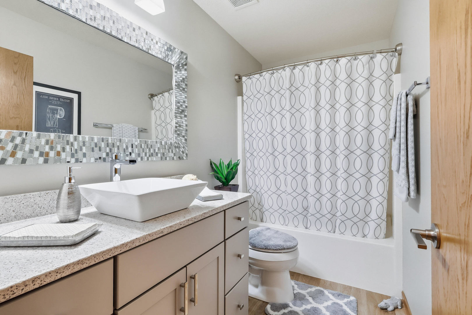 3041 55th St Drive Moline, IL 61265 - Photo 15 of 34