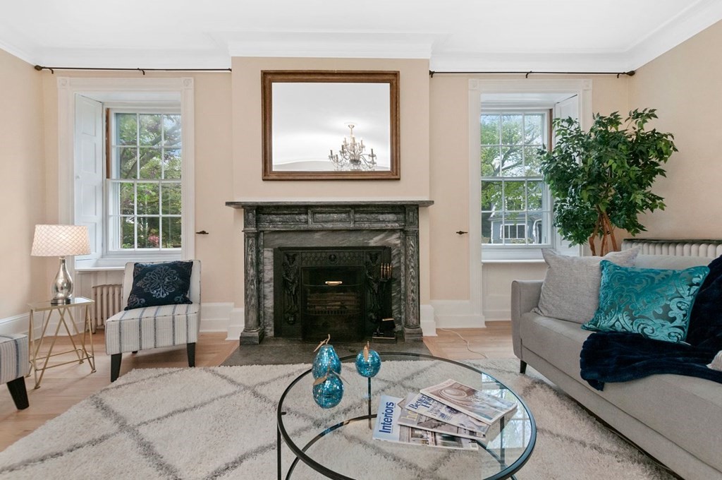 2 Wellington Terrace, Unit 2 Brookline, MA 02445 - Photo 3 of 11