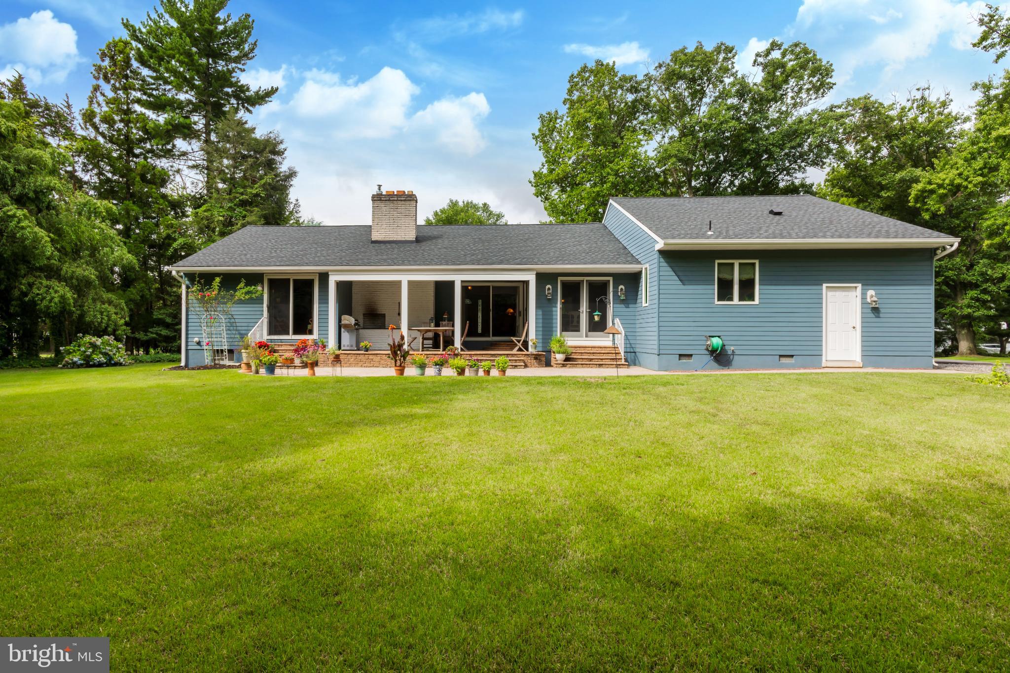 8 Old Oak Road Mickleton, NJ 08056 - Photo 7 of 47