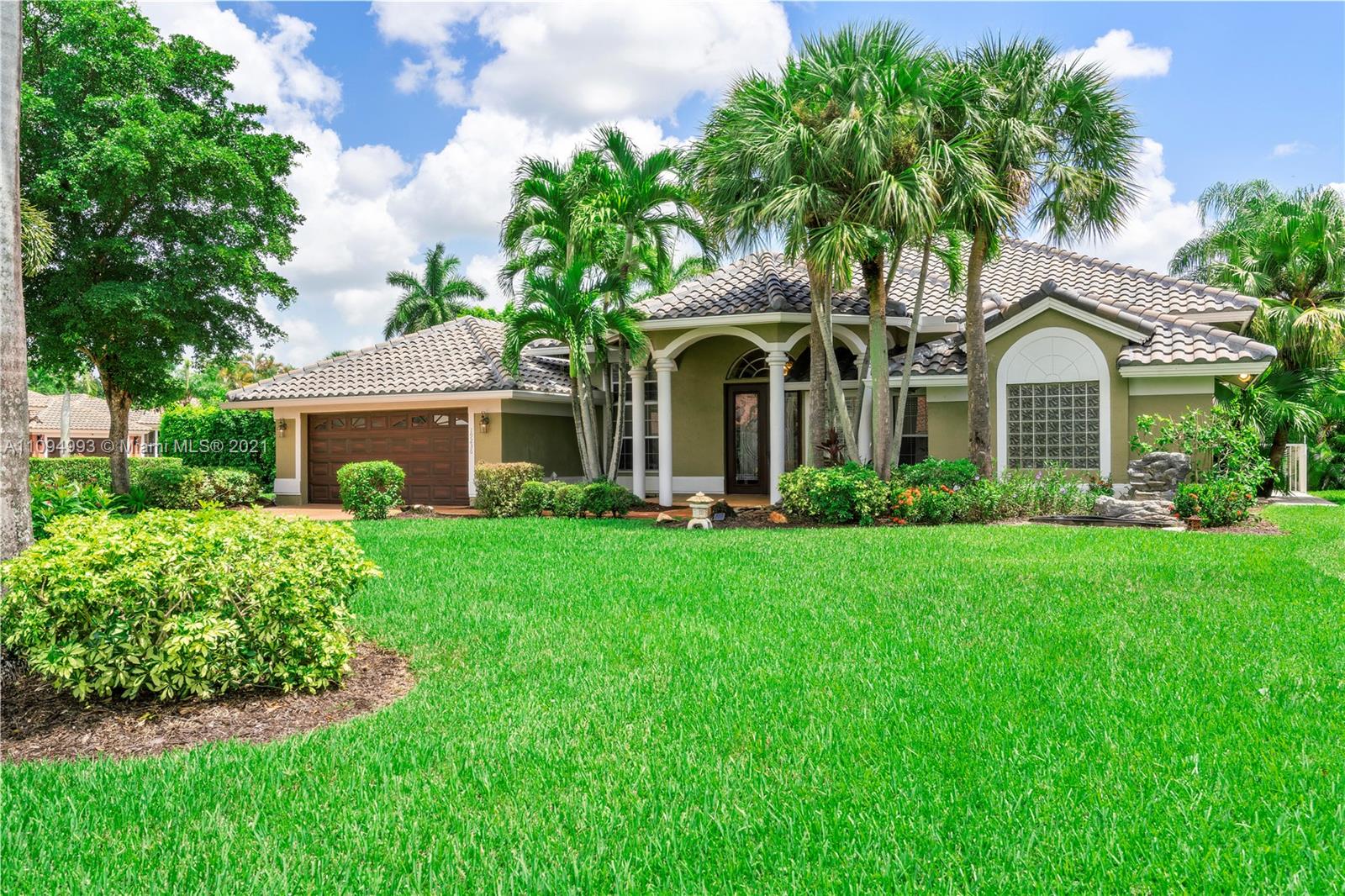 19236 Bay Leaf Court Boca Raton, FL 33498 - Photo 3 of 80