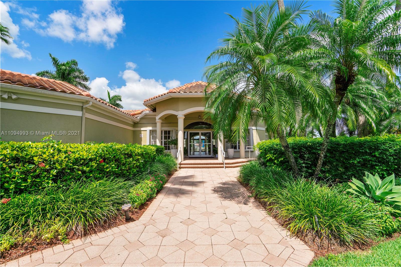 19236 Bay Leaf Court Boca Raton, FL 33498 - Photo 7 of 80