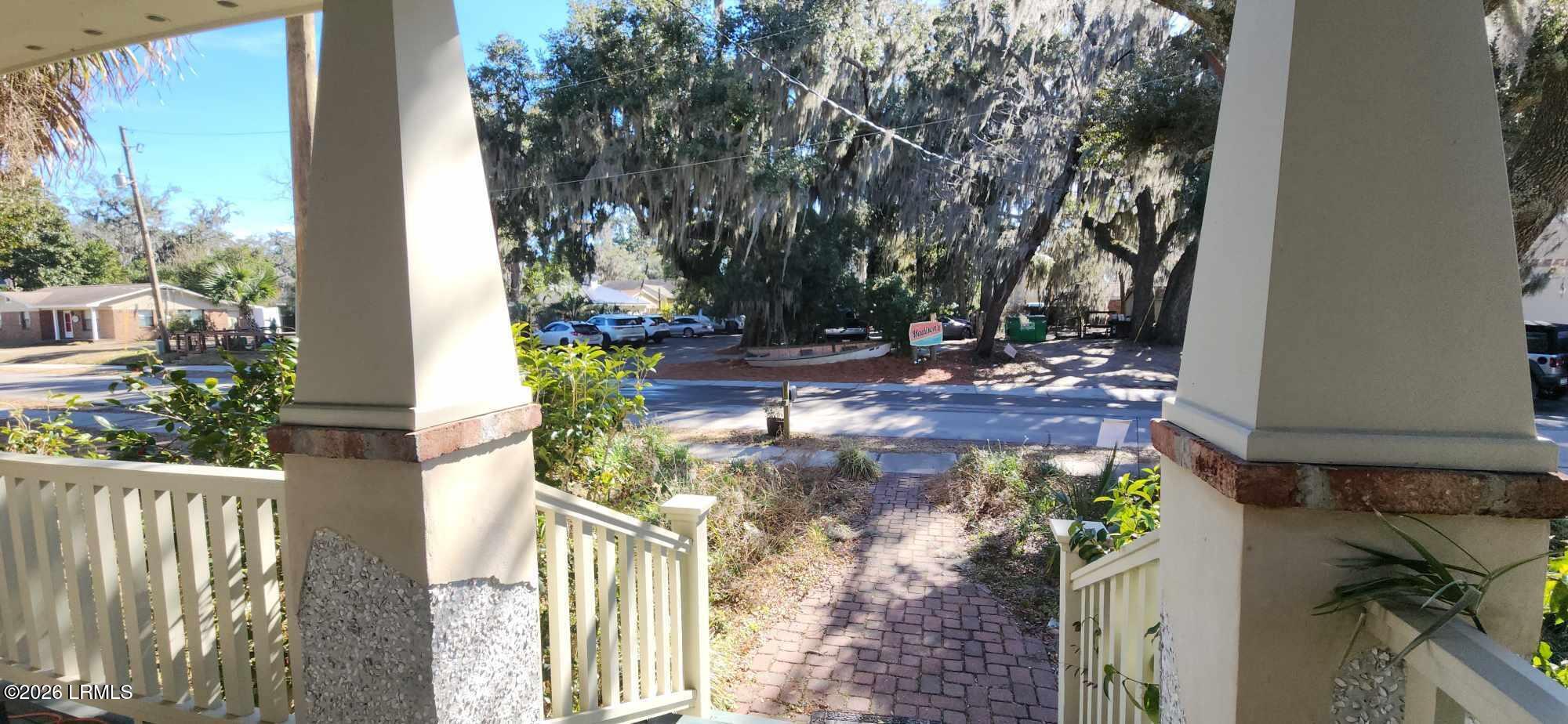 920 10th Street Port Royal, SC 29935 - Photo 2 of 32 474859888_1145268340342234_6681136723565