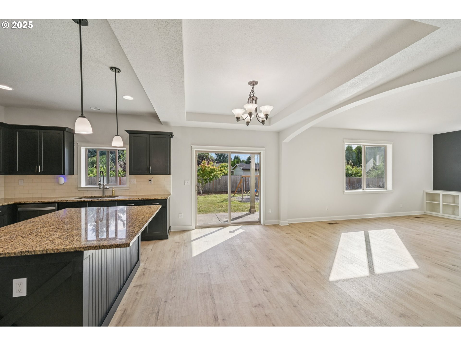 2174 A Street Hubbard, OR 97032 - Photo 4 of 30 a view of an entryway and wooden floor