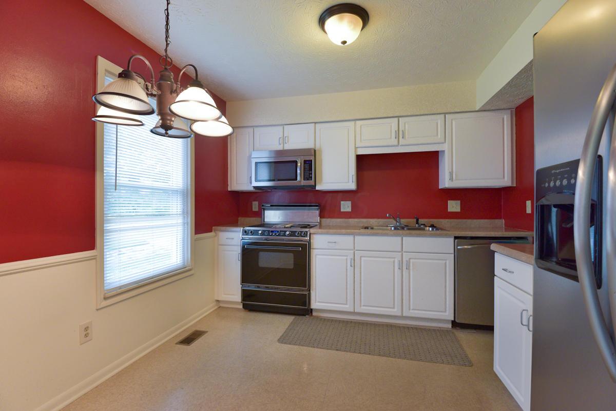 294 Powell Road Powell, OH 43065 - Photo 6 of 21 Gallery Image 6